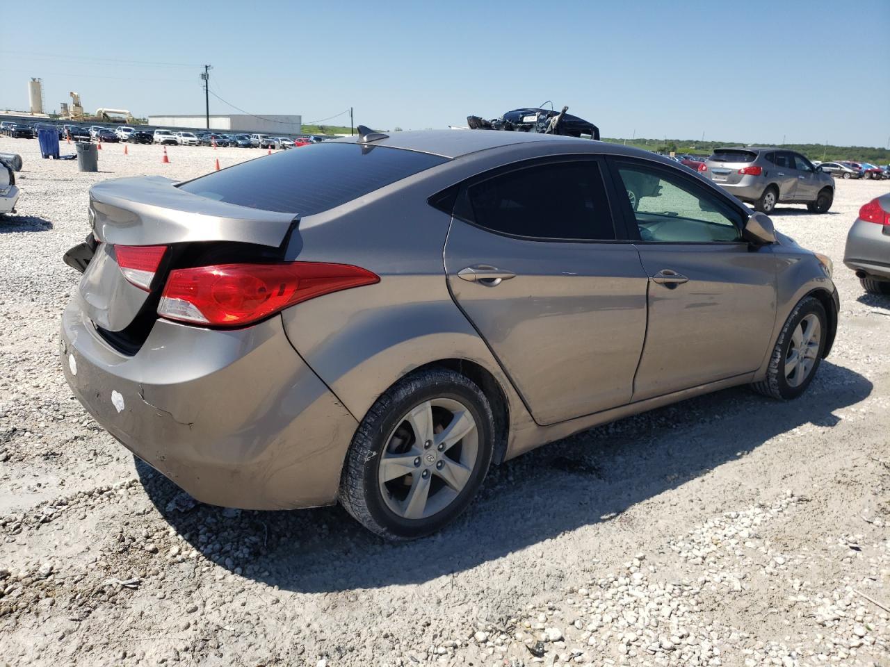 2011 HYUNDAI ELANTRA GL - Image 3