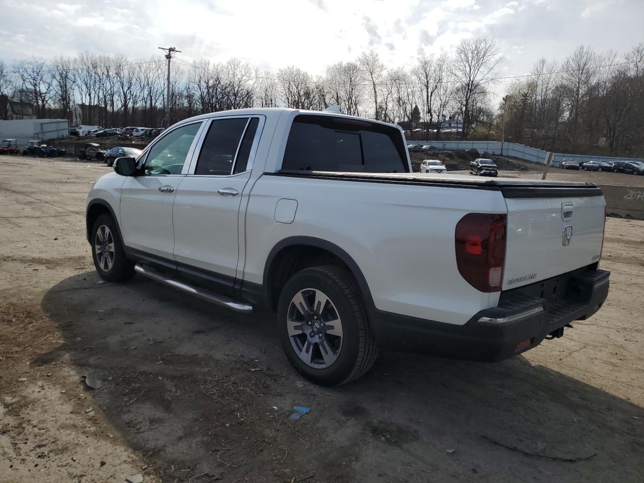 2018 HONDA RIDGELINE - Image 2