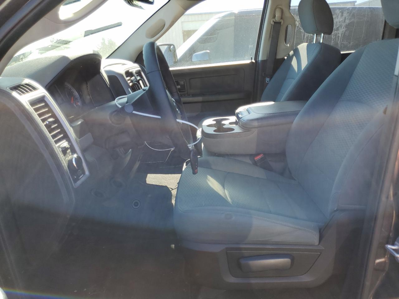 2017 RAM 1500 ST - Image 7