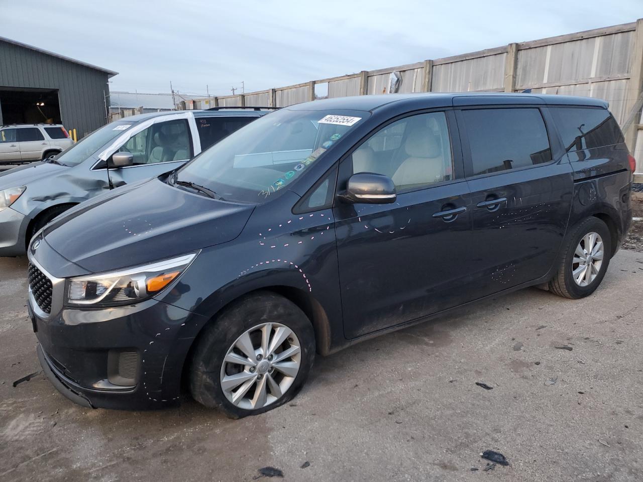 2017 KIA SEDONA LX