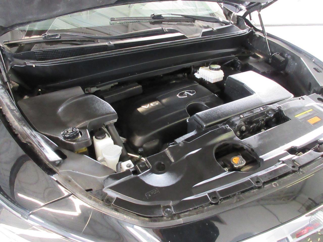 2017 INFINITI QX60 - Image 7