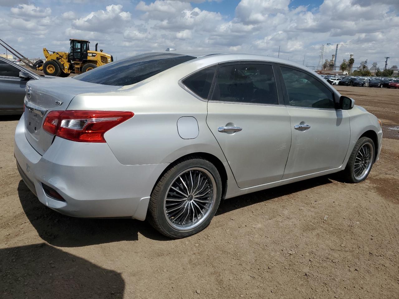 2017 NISSAN SENTRA S - Фото 3