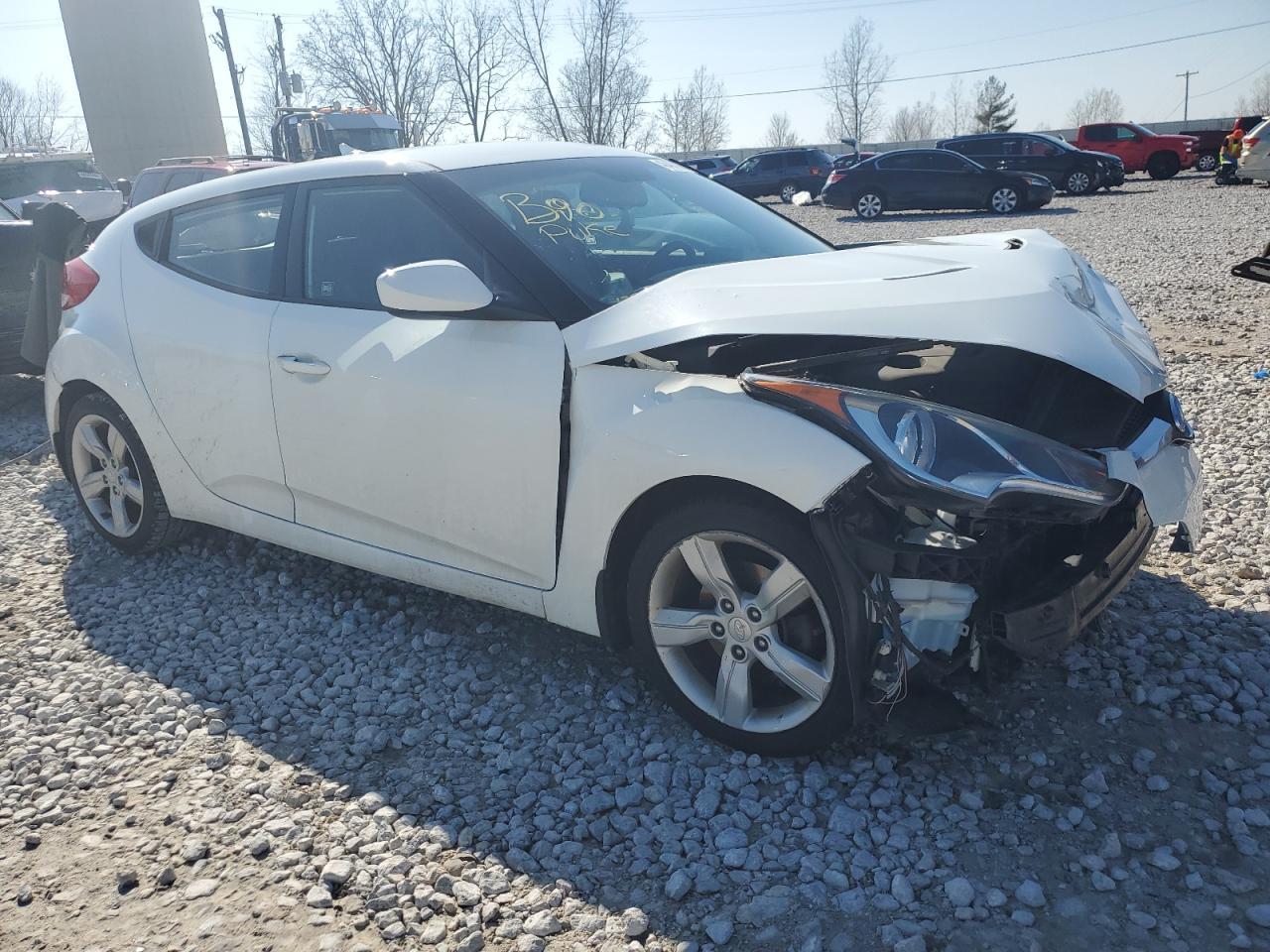 2013 HYUNDAI VELOSTER - Фото 4