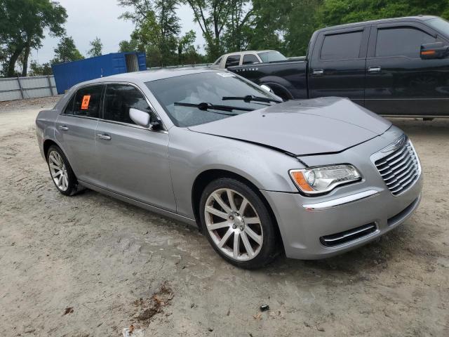 2014 Chrysler 300 - Image 4