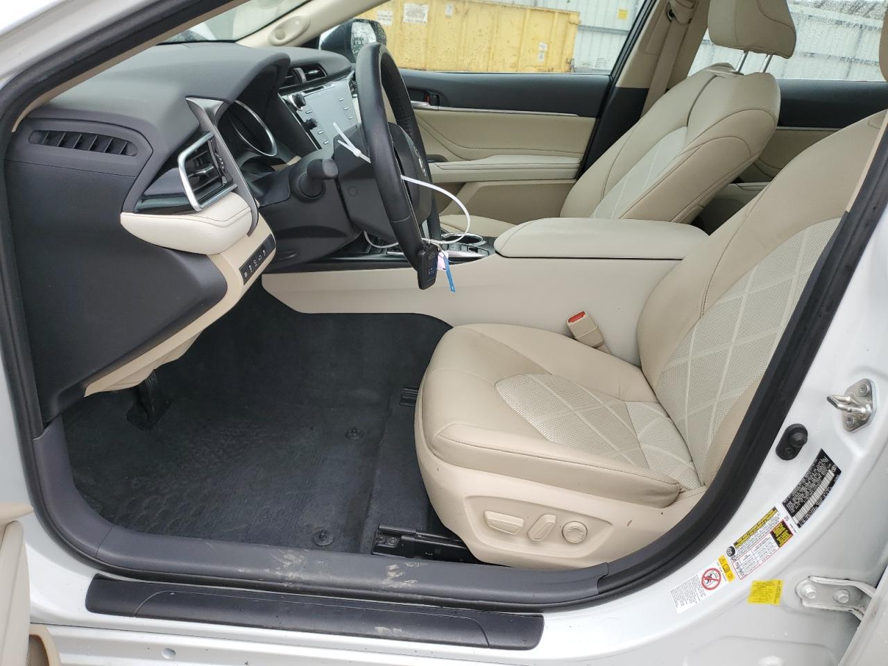 2018 TOYOTA CAMRY XSE - Image 7