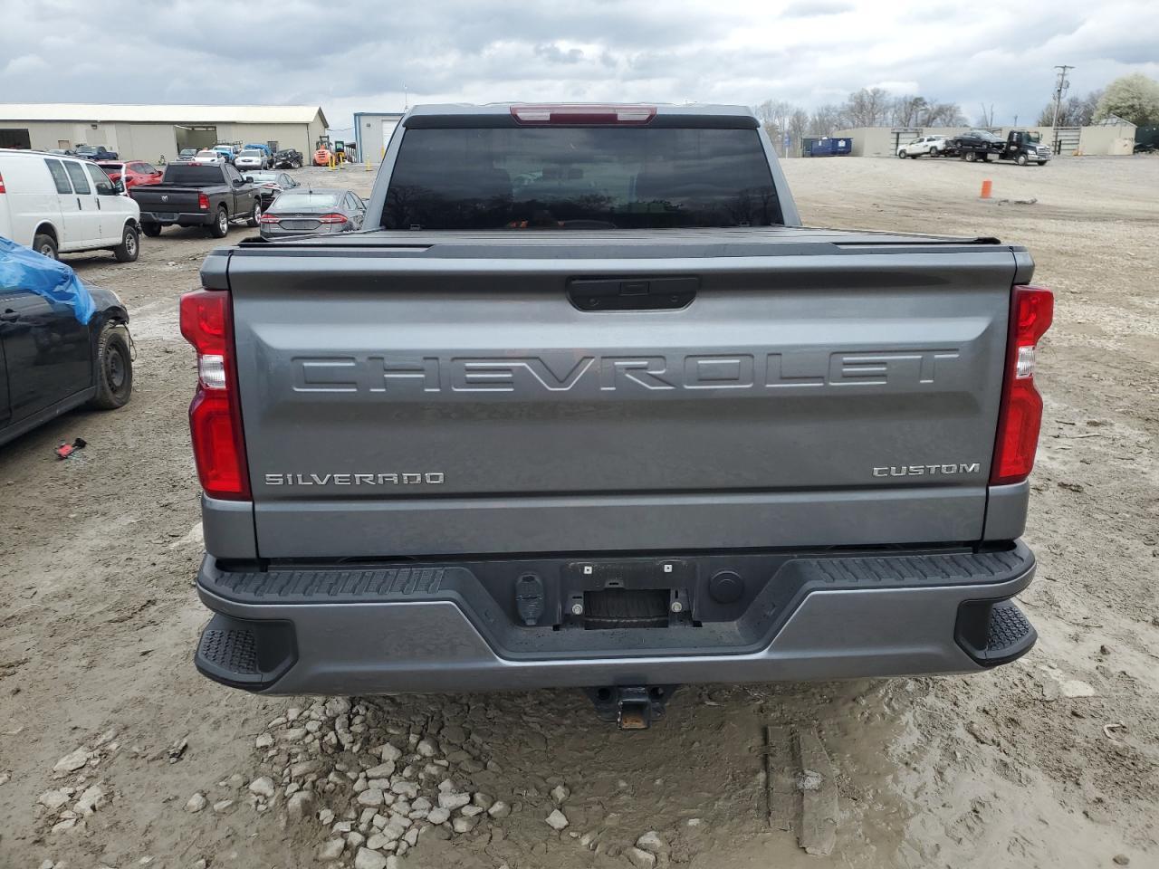 2021 CHEVROLET SILVERADO - Фото 6