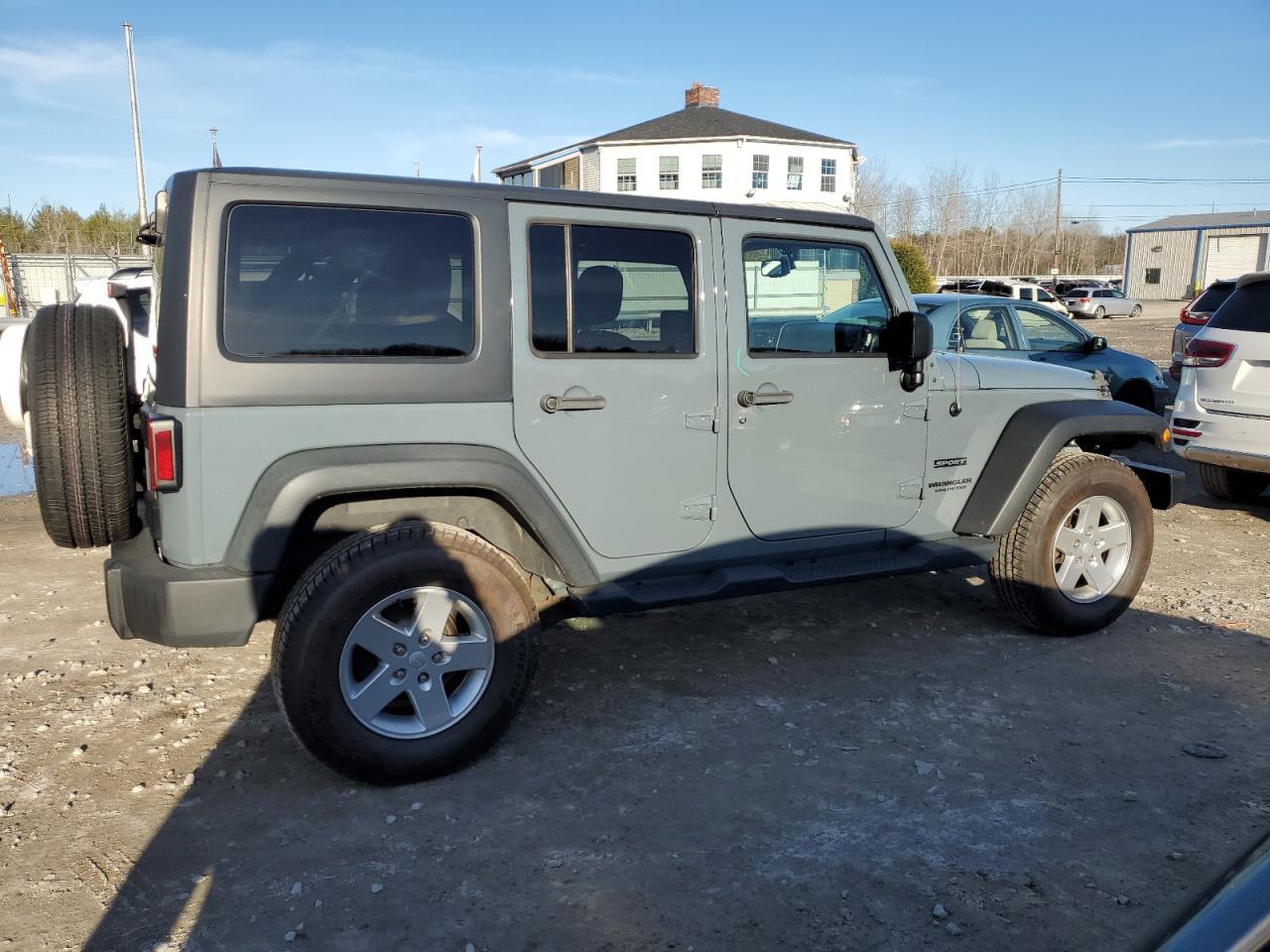 2014 JEEP WRANGLER U - Image 3