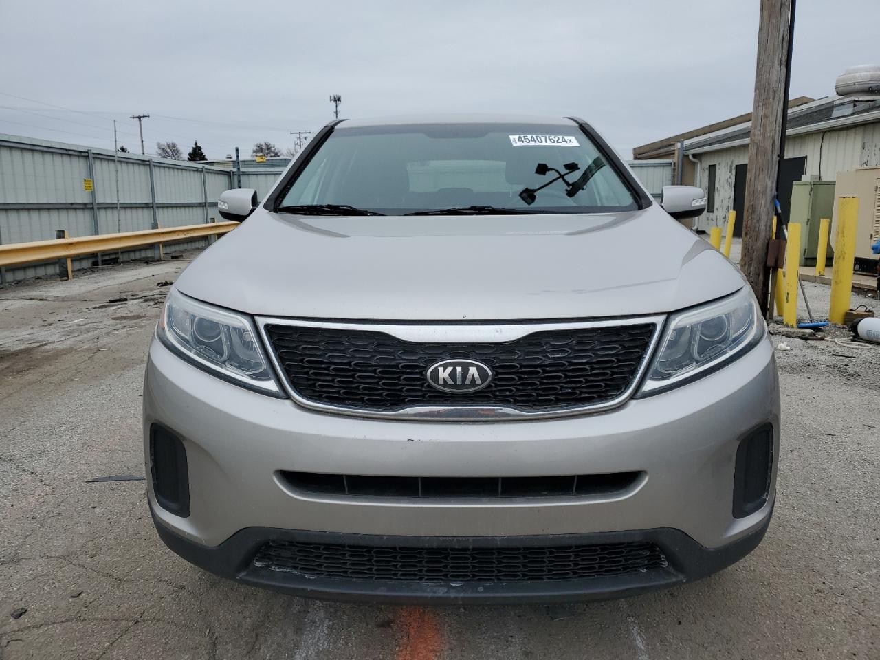 2014 KIA SORENTO LX - Image 5