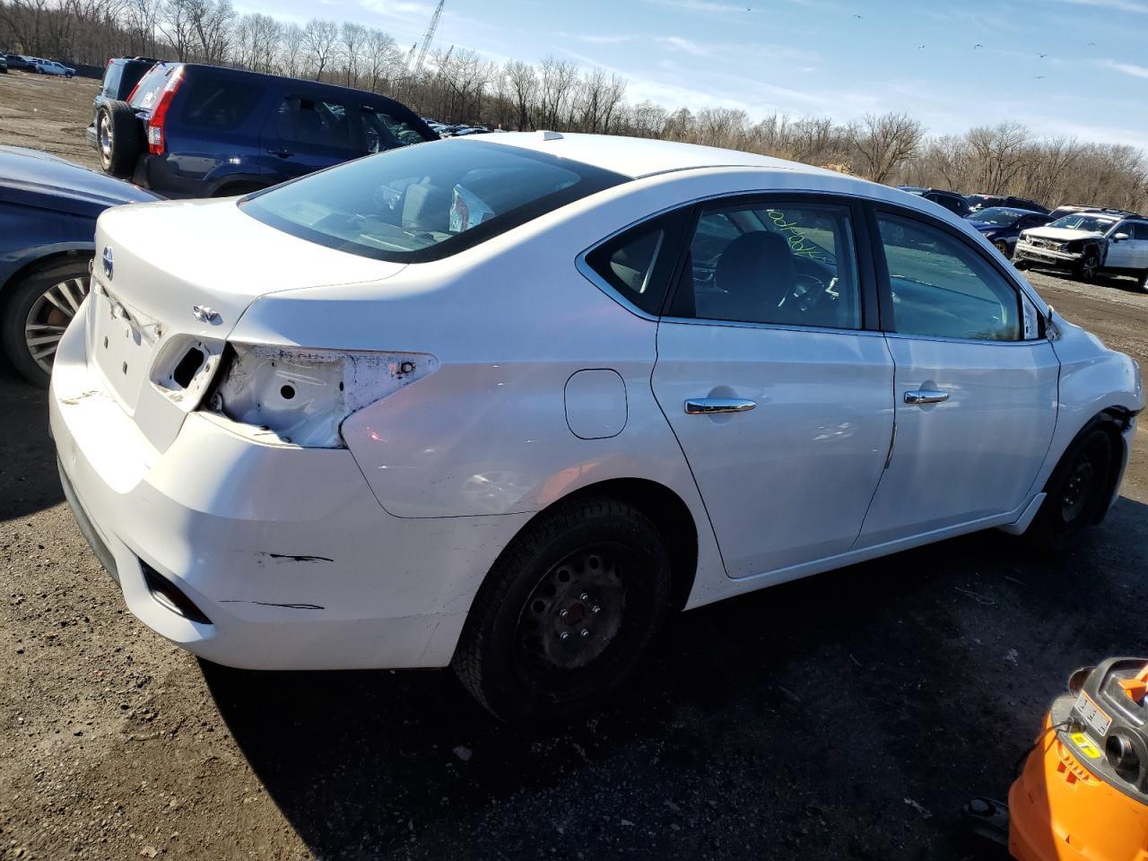 2017 NISSAN SENTRA S - Фото 3