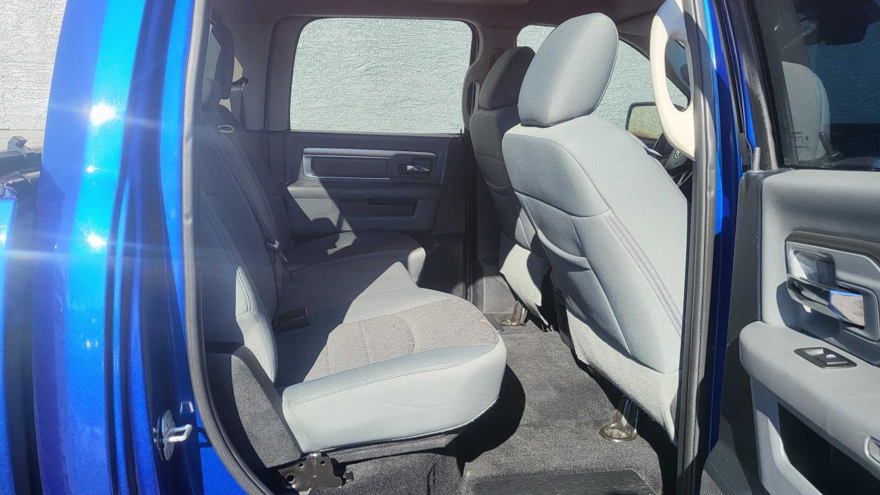 2017 RAM 1500 SLT - Image 6
