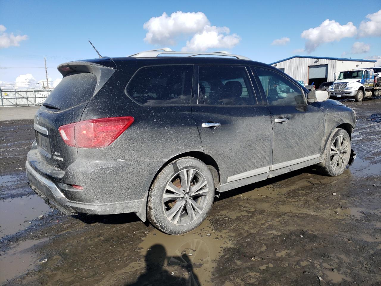 2017 NISSAN PATHFINDER - Фото 3