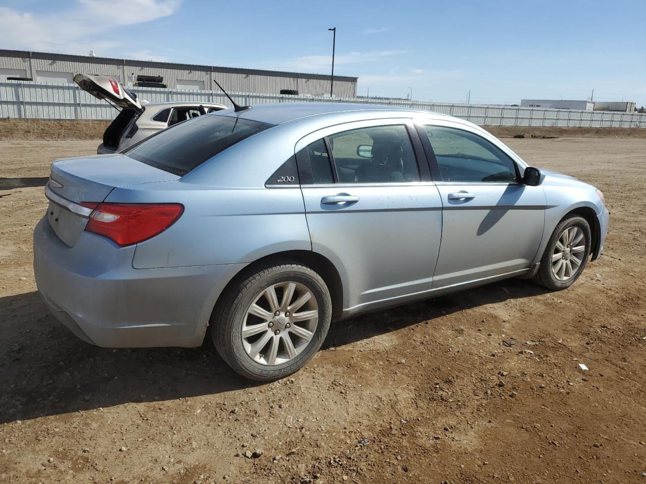 2012 CHRYSLER 200 TOURIN - Фото 3