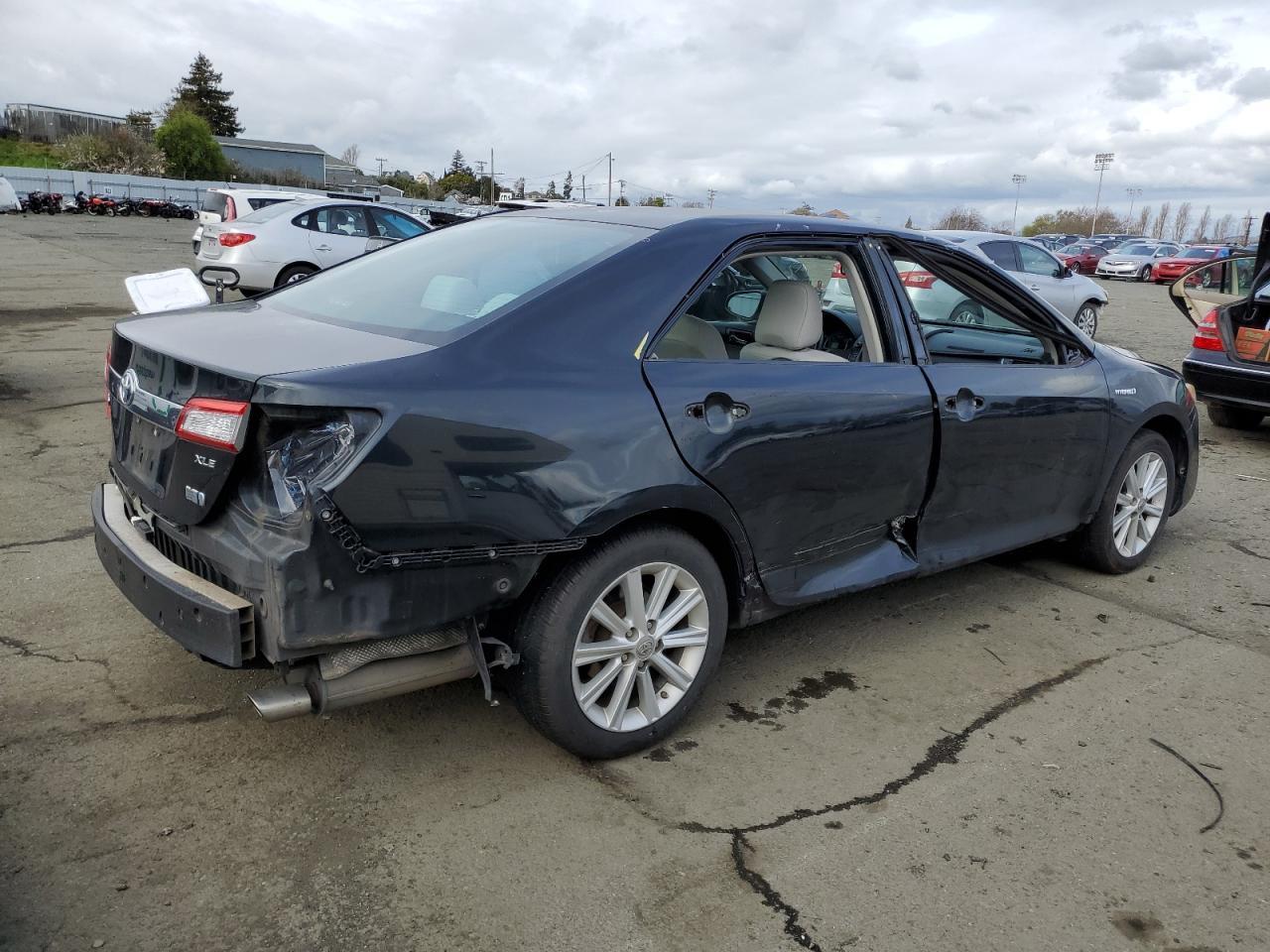 2012 TOYOTA CAMRY HYBR - Фото 3