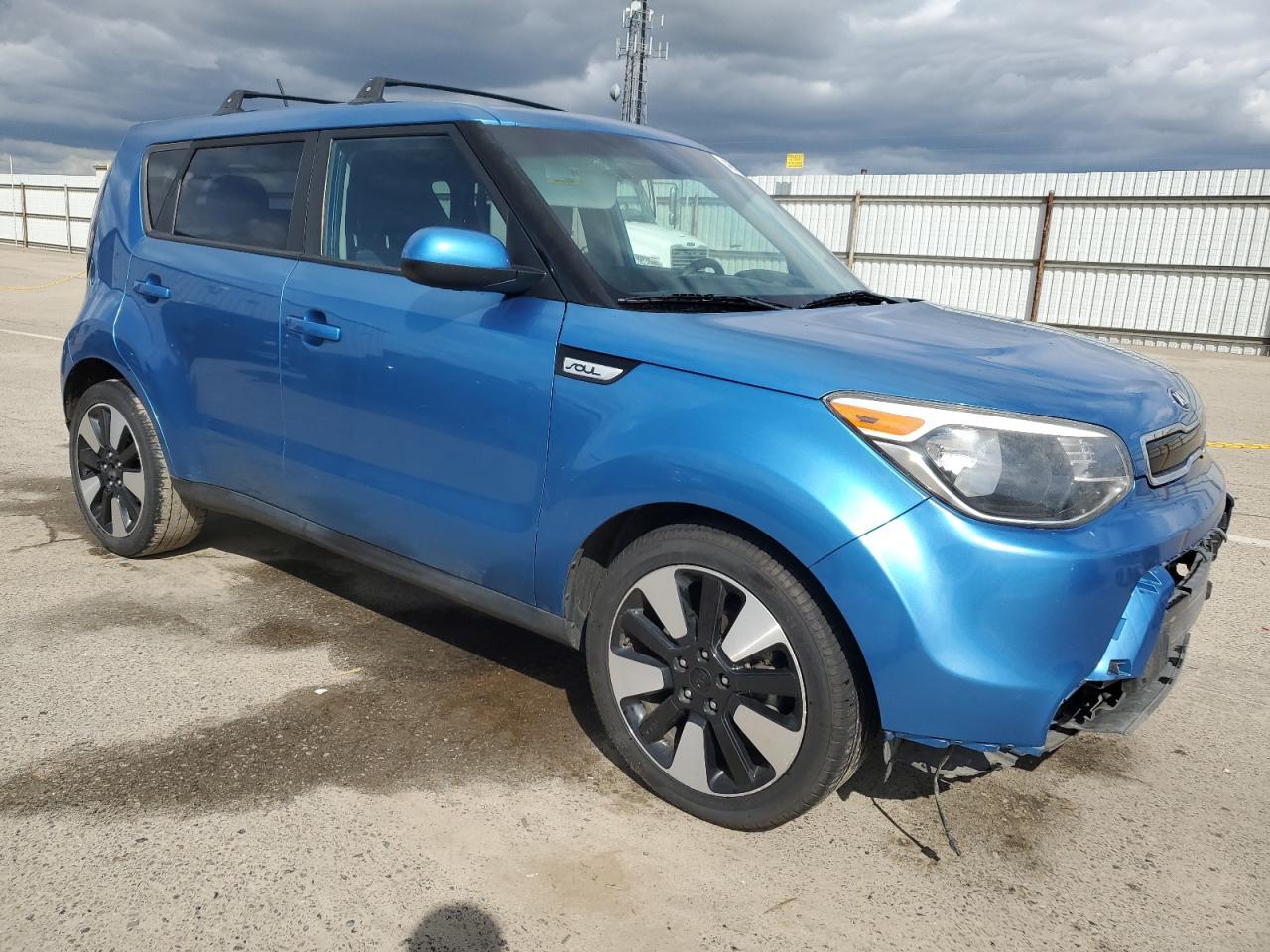 2016 KIA SOUL + - Image 4