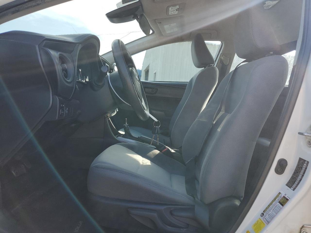 2019 TOYOTA COROLLA L - Image 7