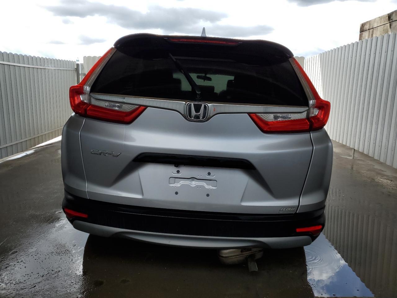 2018 HONDA CR-V LX - Image 6