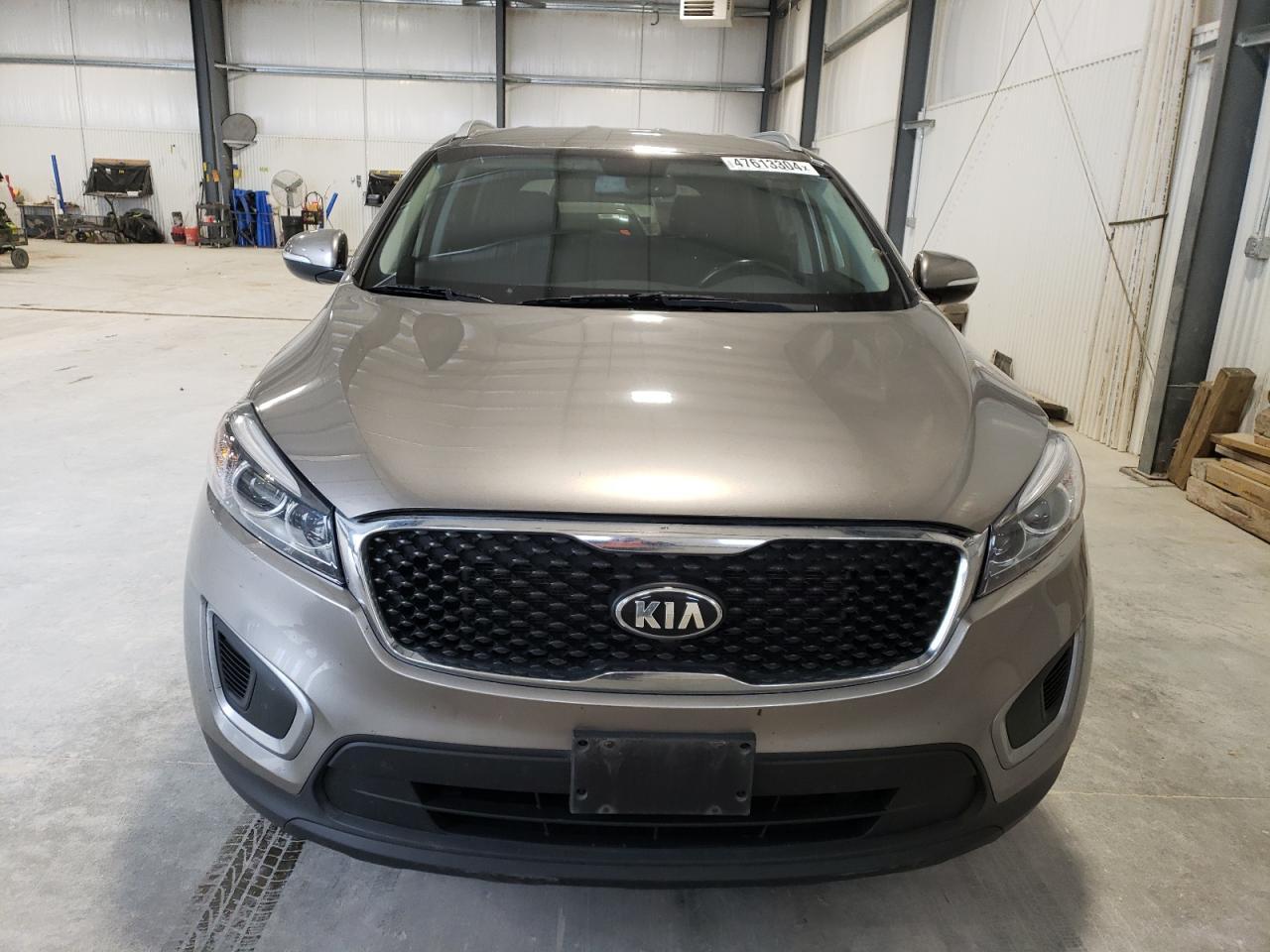 2016 KIA SORENTO LX - Image 5
