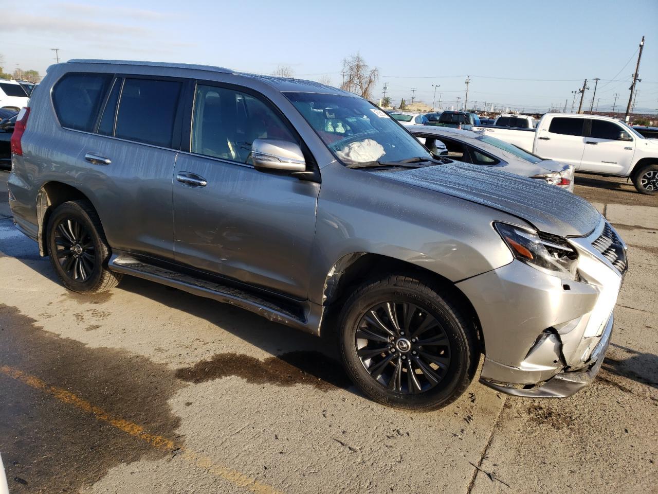 2022 LEXUS GX 460 - Image 4