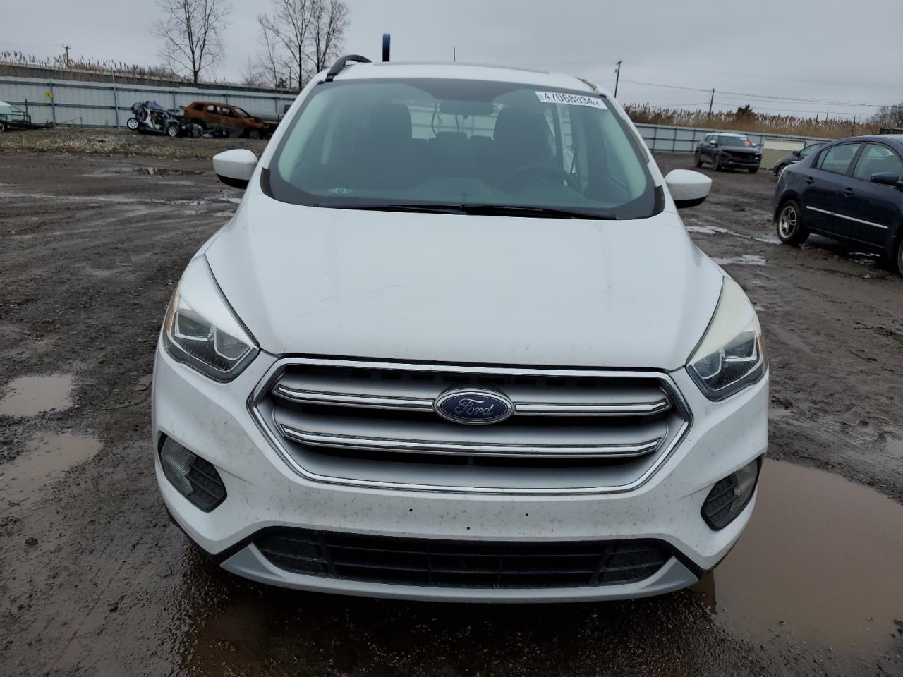 2017 FORD ESCAPE SE - Фото 5