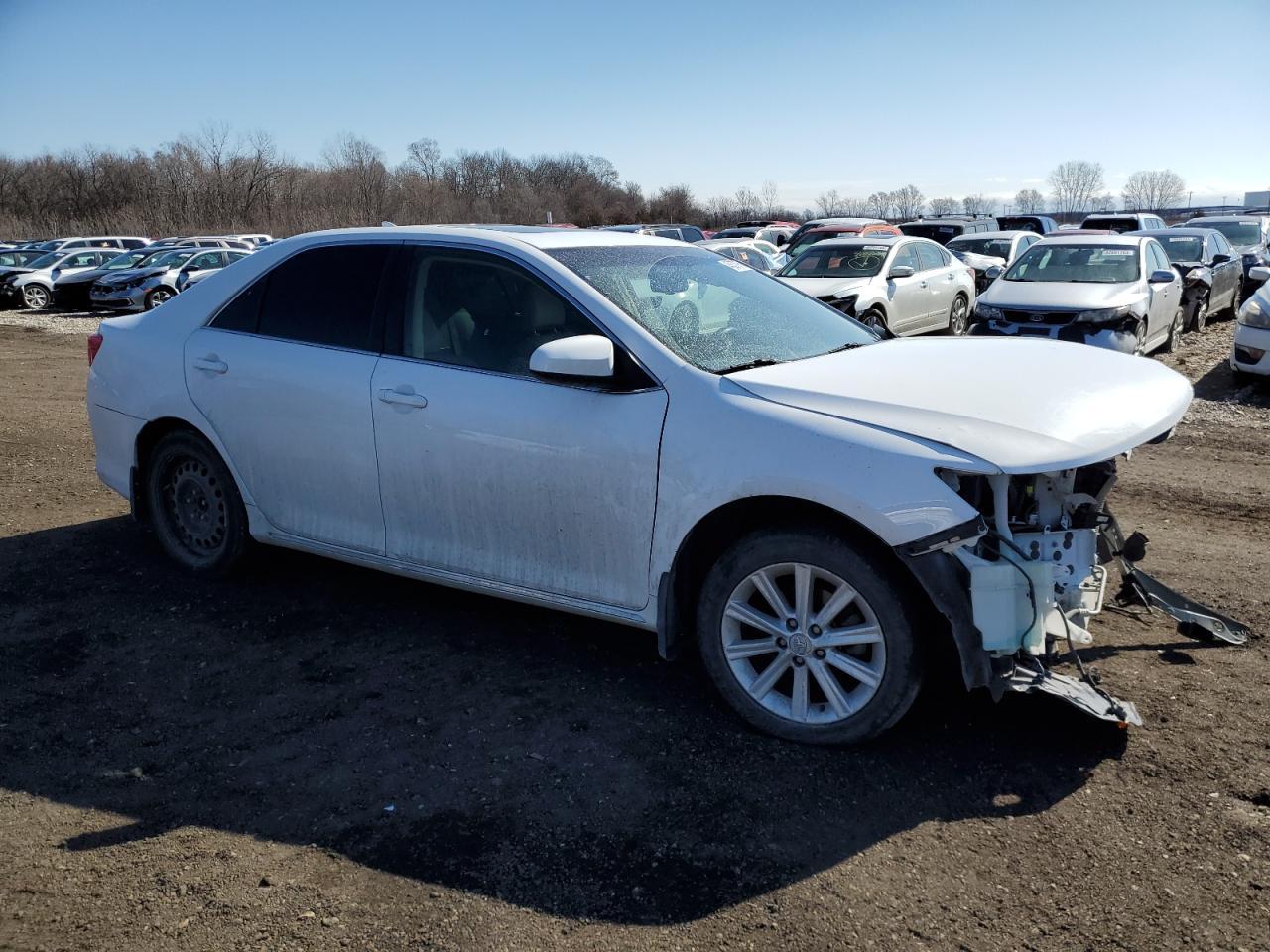 2014 TOYOTA CAMRY L - Image 4