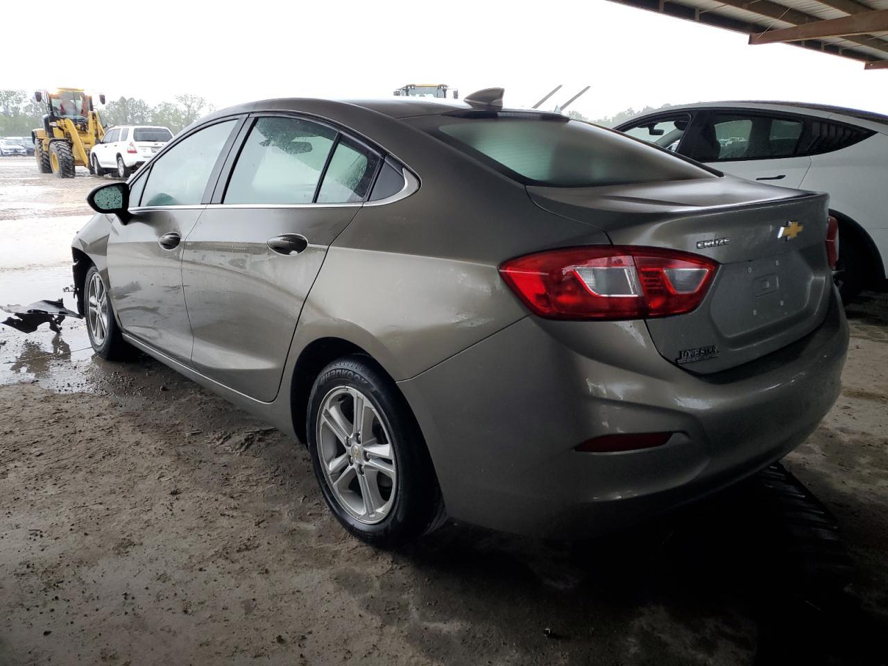 2017 CHEVROLET CRUZE LT - Image 2