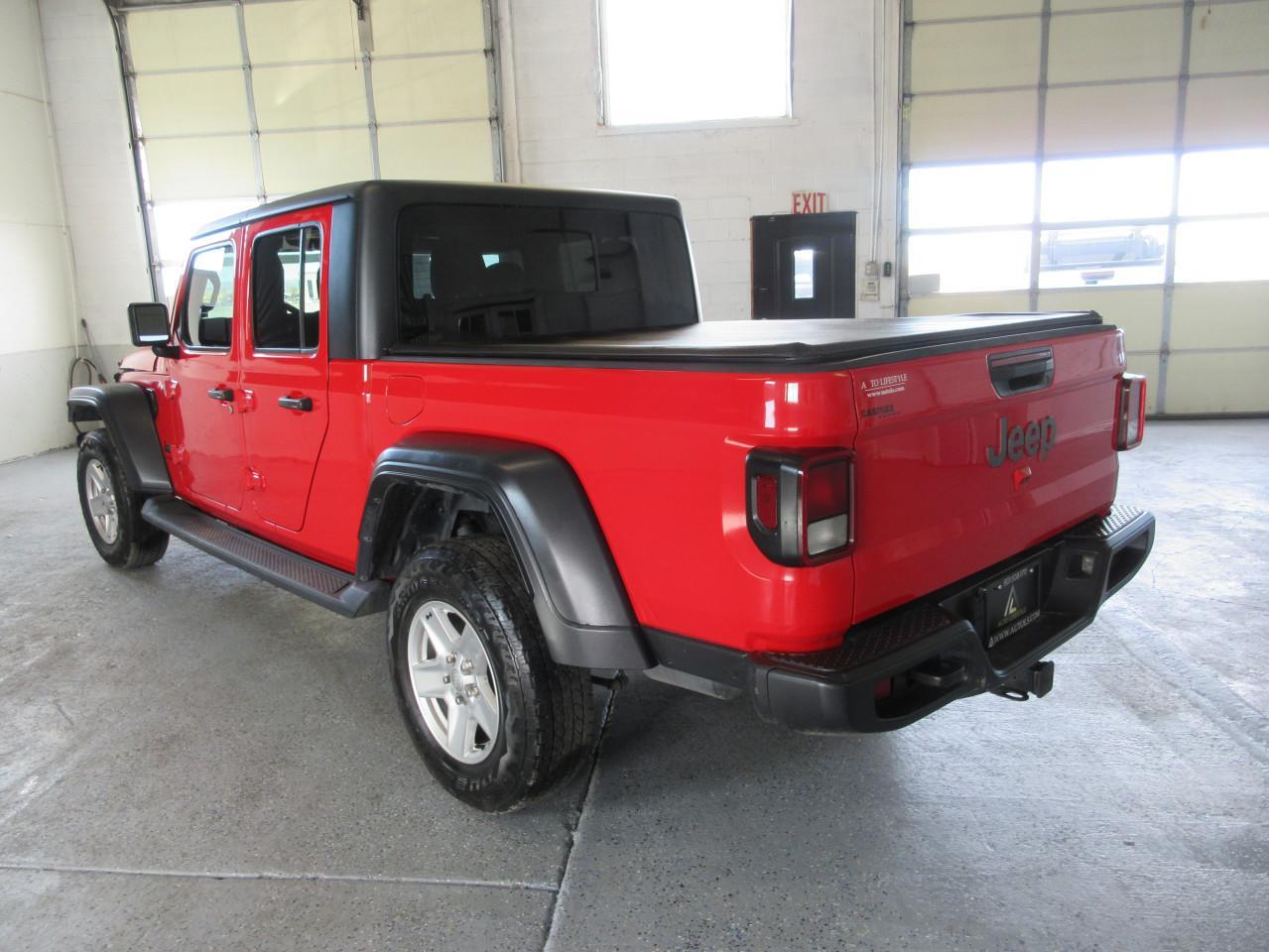 2020 JEEP GLADIATOR - Фото 3