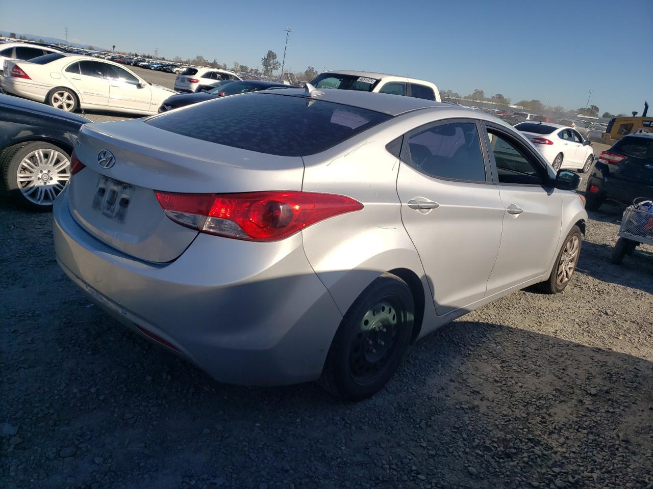 2013 HYUNDAI ELANTRA GL - Image 3