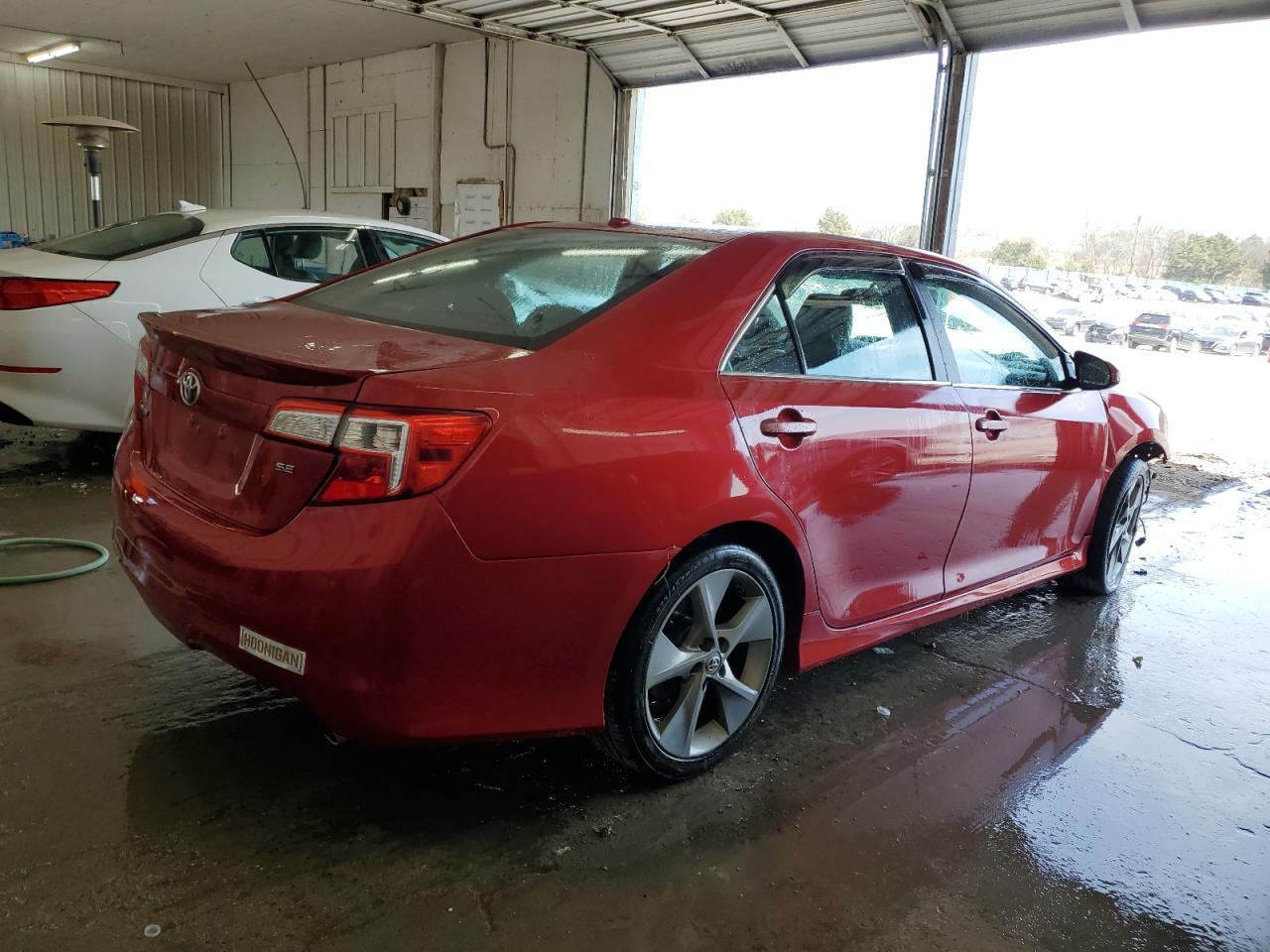 2012 TOYOTA CAMRY SE - Image 3