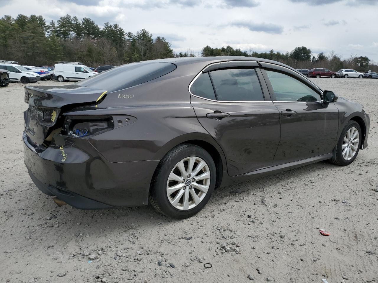 2018 TOYOTA CAMRY L - Image 3