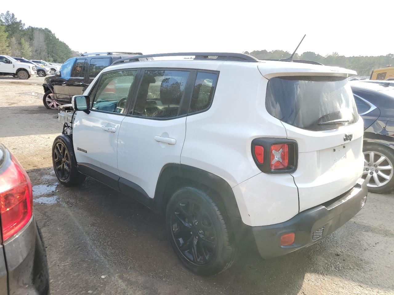 2017 JEEP RENEGADE L - Image 2