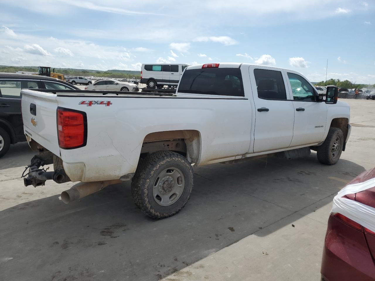 2017 CHEVROLET SILVERADO - Image 3
