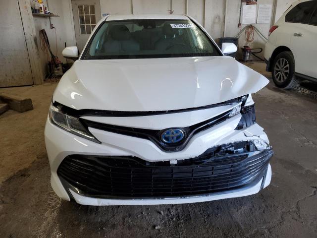 2019 Toyota Camry Le - Фото 5