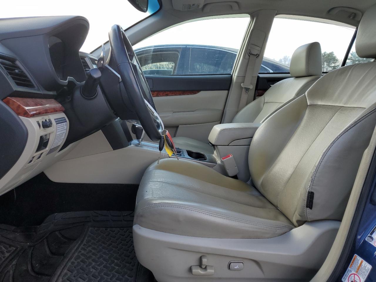 2011 SUBARU LEGACY 2.5 - Фото 7