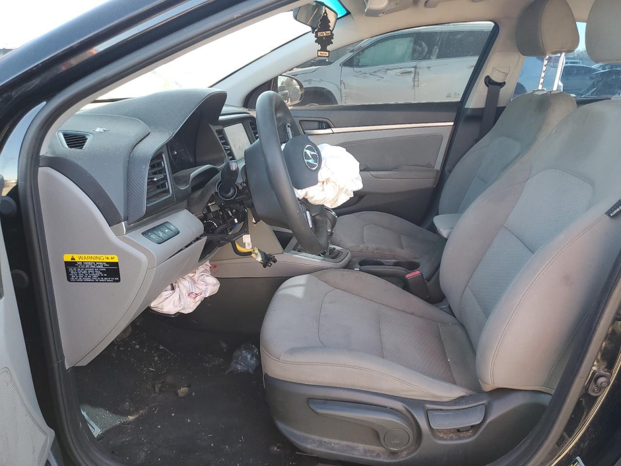 2019 HYUNDAI ELANTRA SE - Image 7