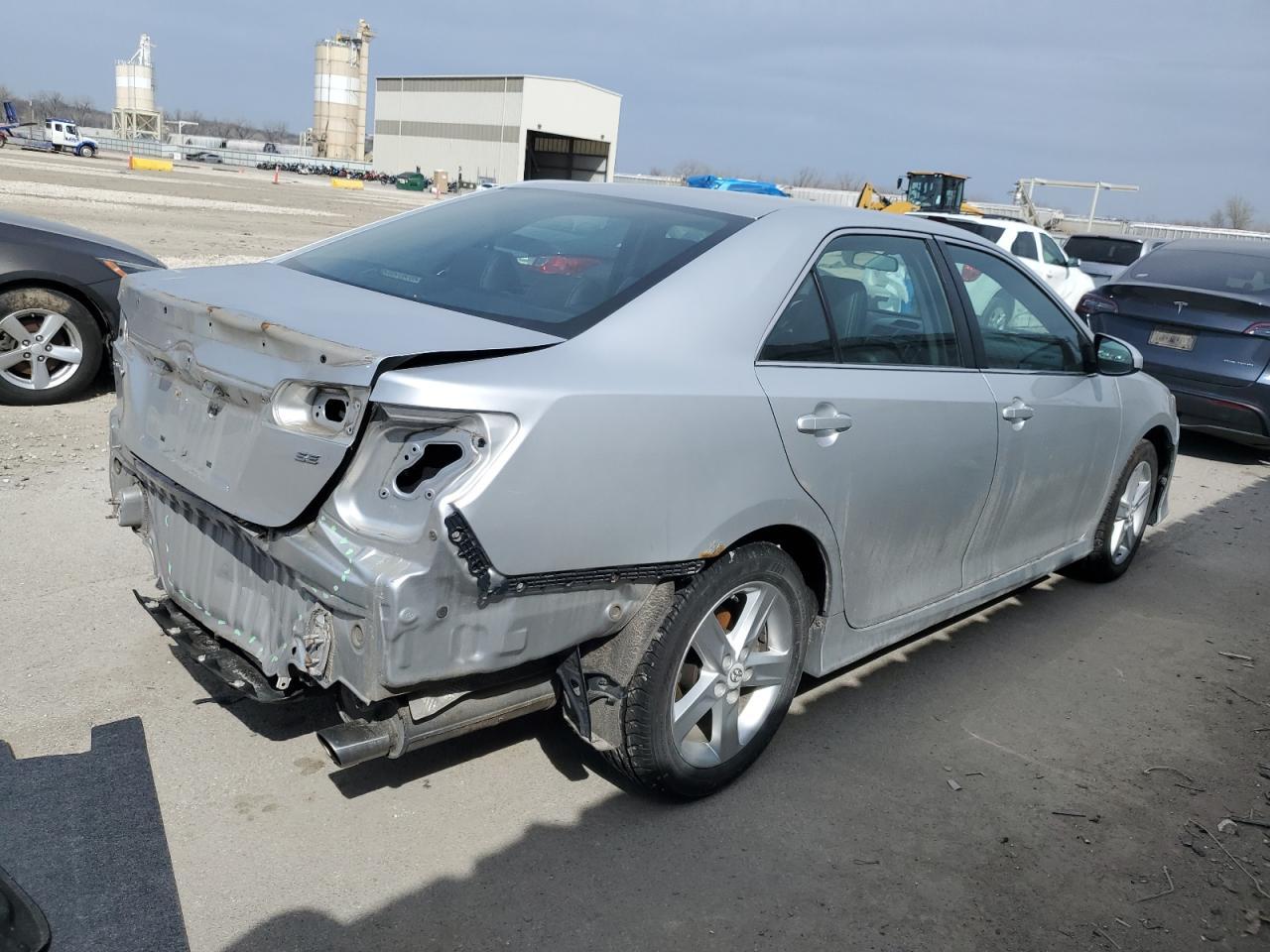 2012 TOYOTA CAMRY BASE - Image 3