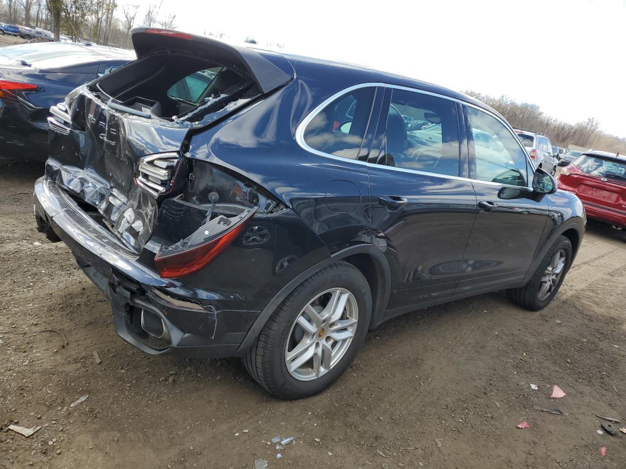 2018 PORSCHE CAYENNE - Image 3