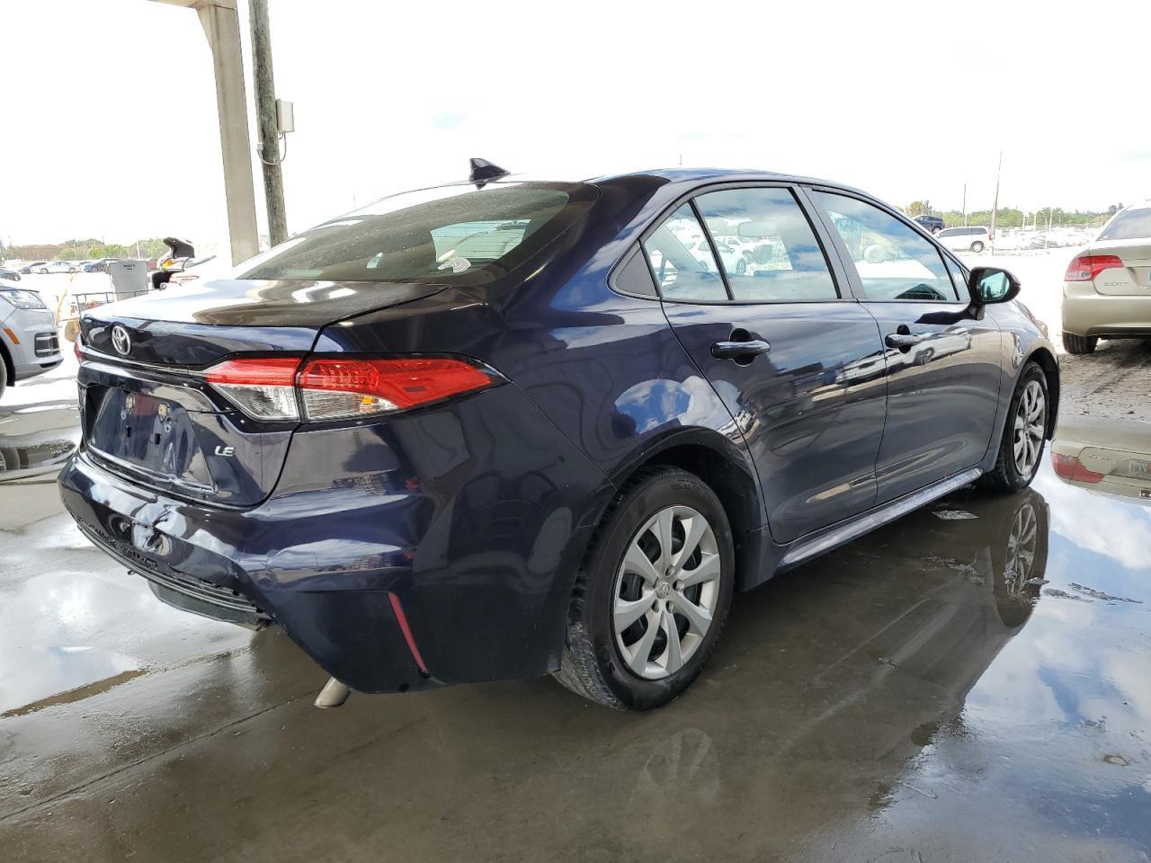 2020 TOYOTA COROLLA LE - Фото 3
