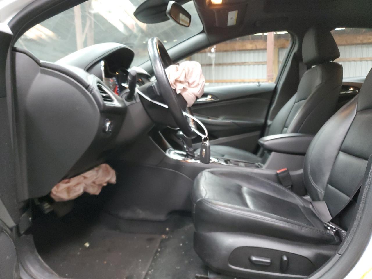 2016 CHEVROLET CRUZE PREM - Image 7