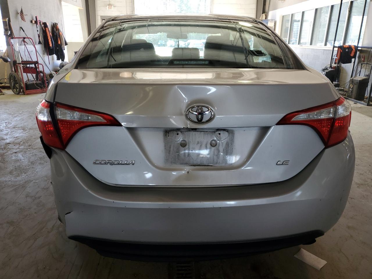 2014 TOYOTA COROLLA L - Image 6