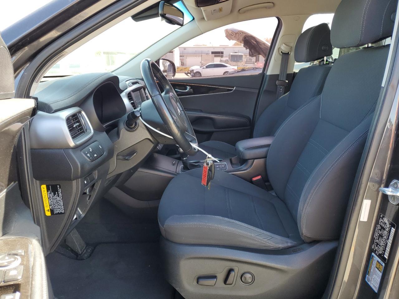 2017 KIA SORENTO LX - Фото 7