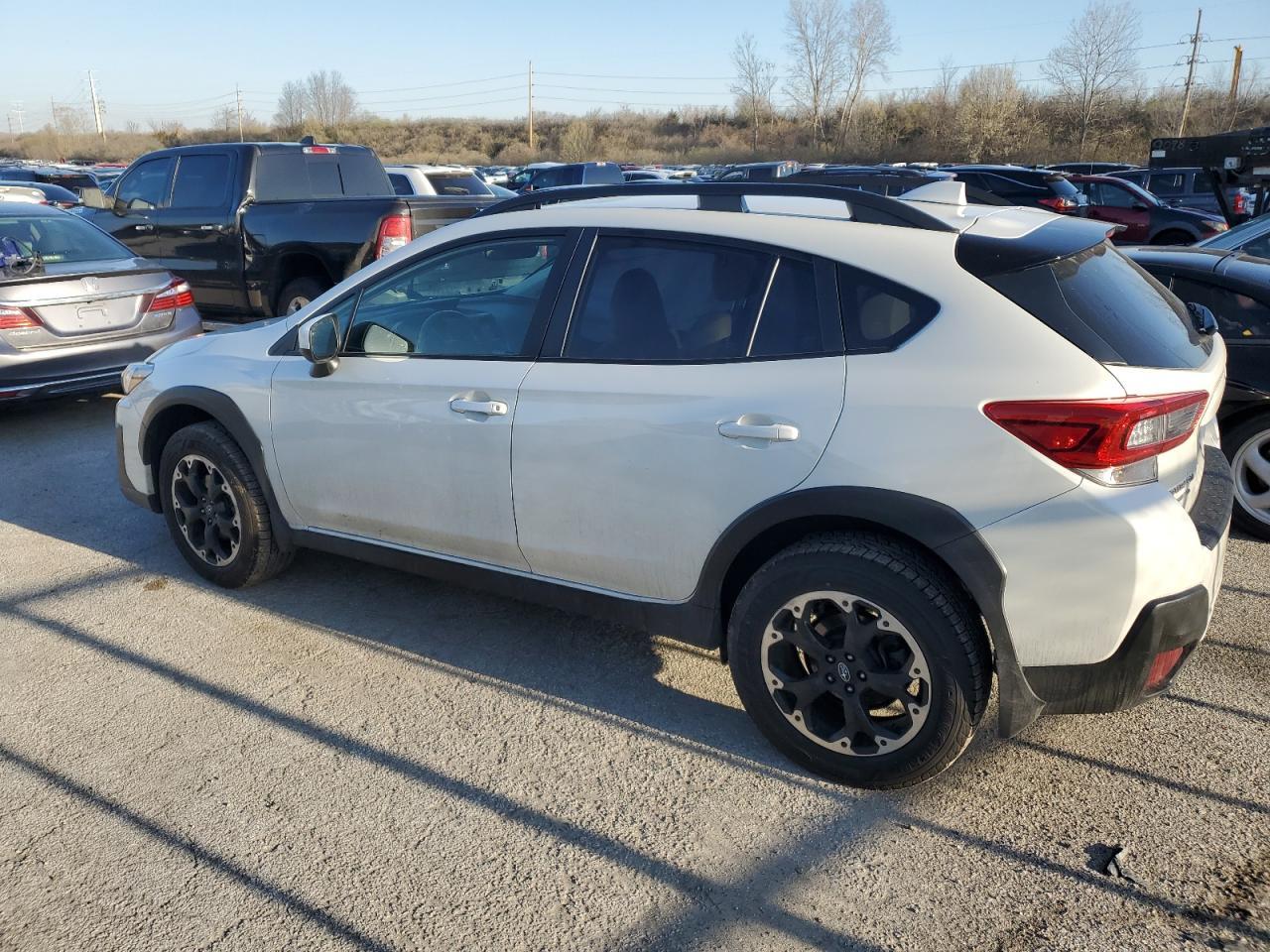 2021 SUBARU CROSSTREK - Фото 2