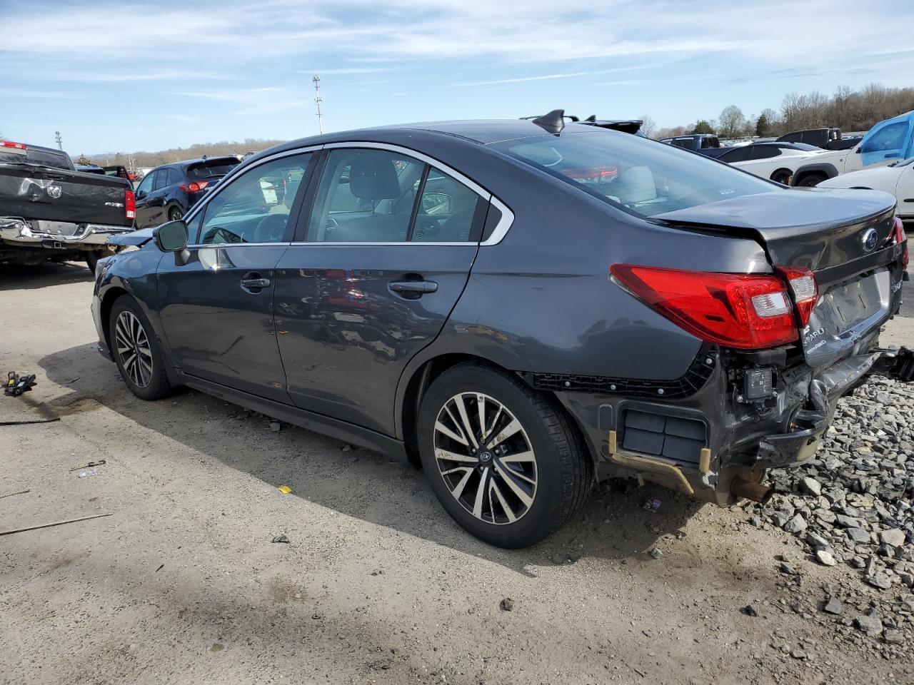 2019 SUBARU LEGACY 2.5 - Image 2