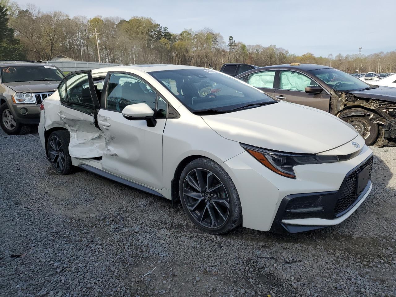 2020 TOYOTA COROLLA SE - Фото 4