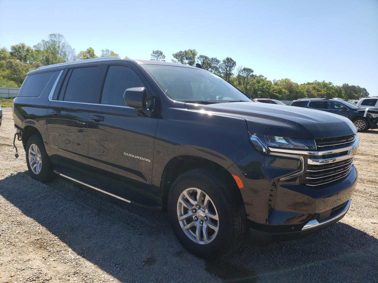 2023 CHEVROLET SUBURBAN C - Image 4