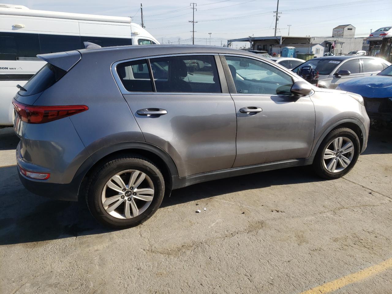 2017 KIA SPORTAGE L - Image 3