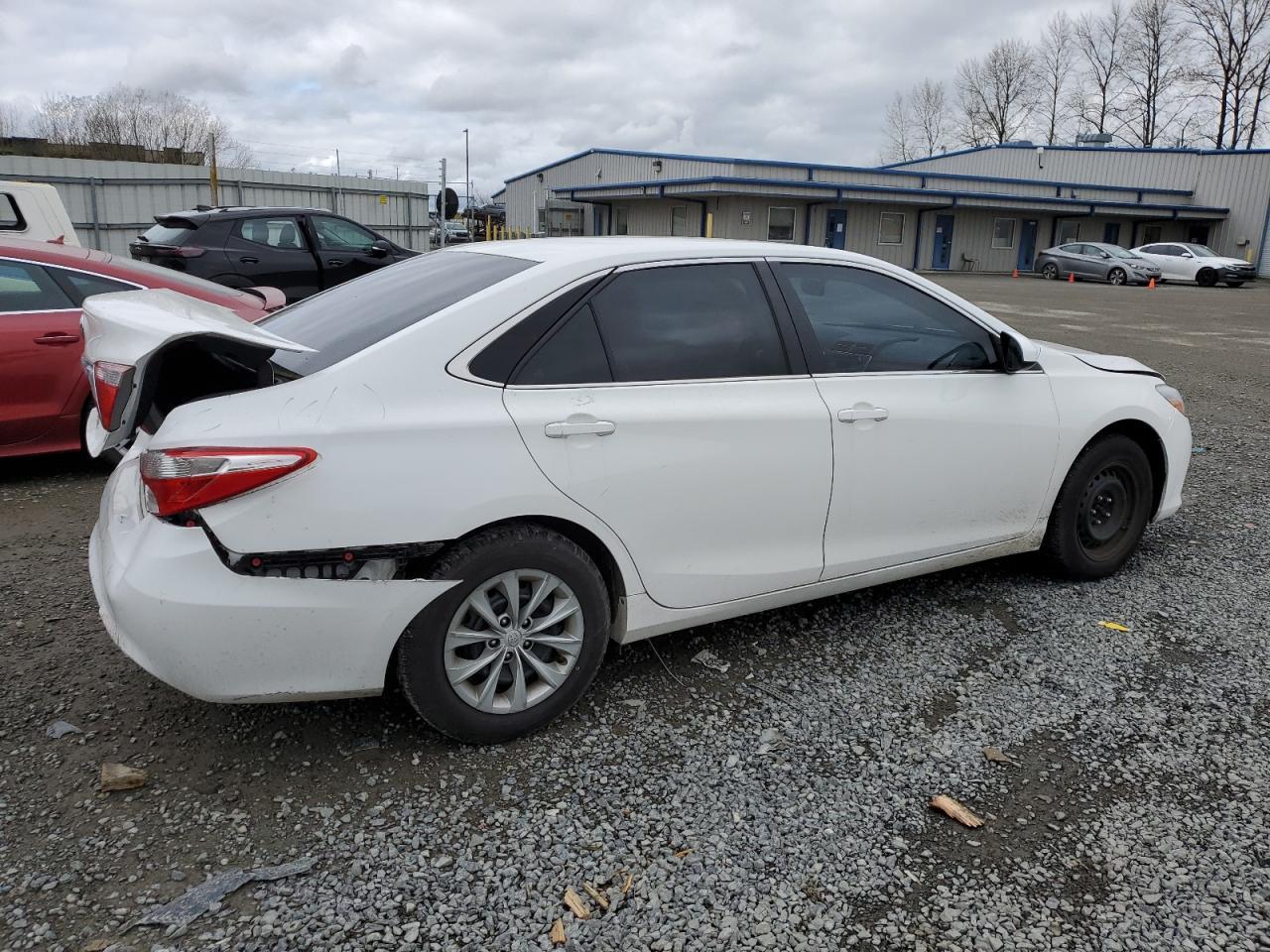 2017 TOYOTA CAMRY LE - Image 3