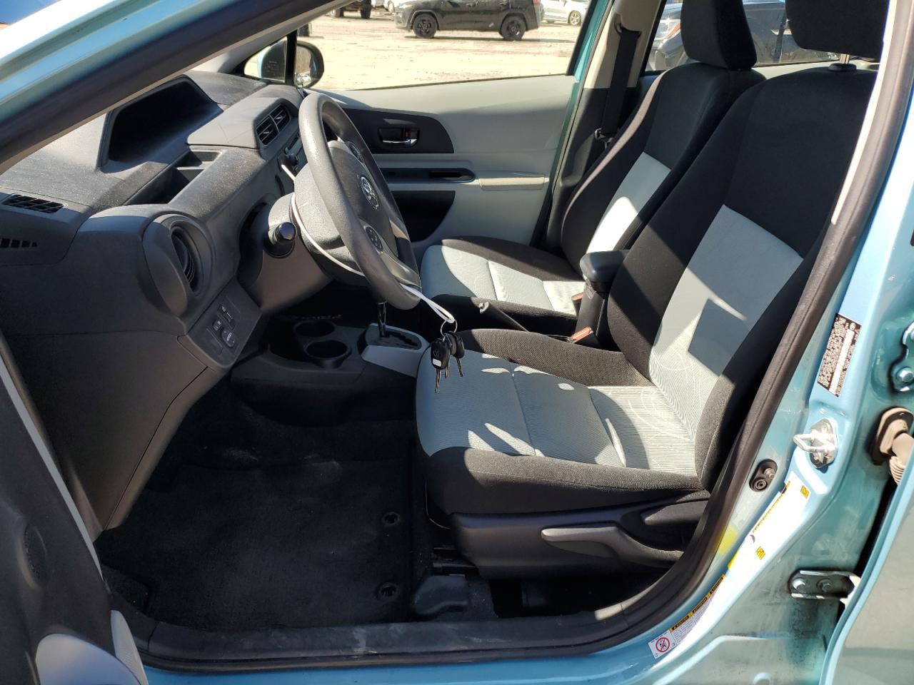 2013 TOYOTA PRIUS C - Фото 7