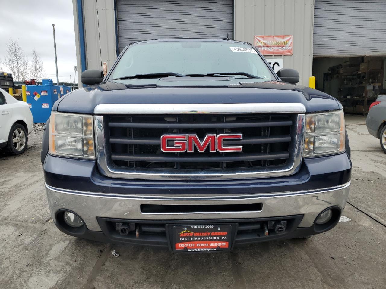 2011 GMC SIERRA K15 - Фото 5
