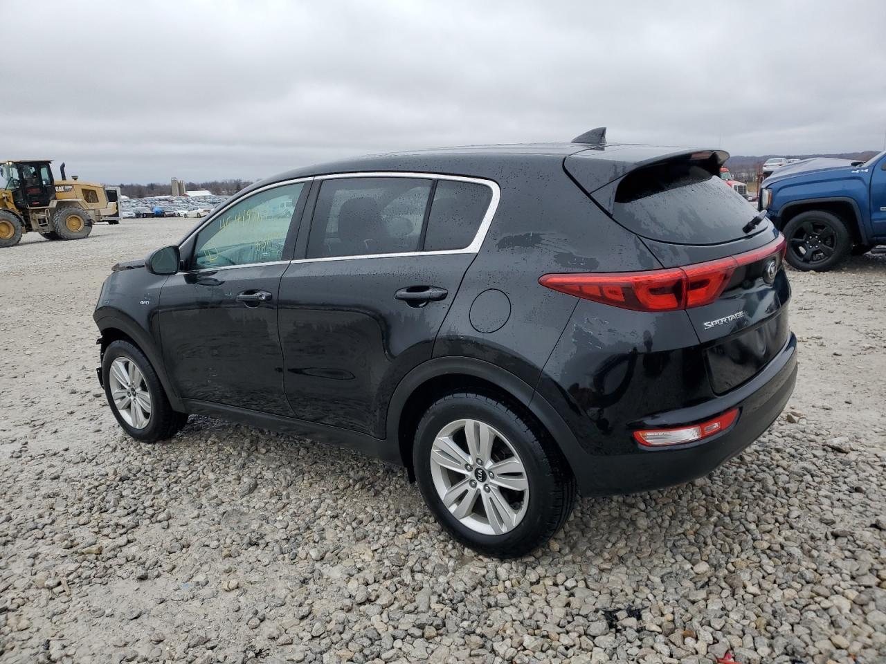 2017 KIA SPORTAGE L - Image 2