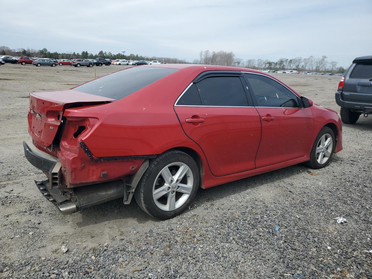 2014 TOYOTA CAMRY L - Image 3